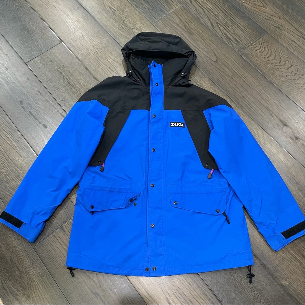 Taiga Gore-Tex waterproof jacket blue - Men’s size L